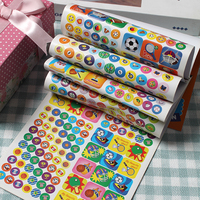 Livre d'autocollants sur le thème de la diva de la mode avec 316 autocollants, bloc d'autocollants DIY pour habiller les filles, cadeau idéal pour les anniversaires et les fêtes pour les enfants