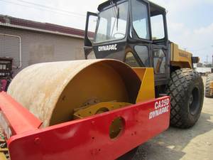 <b>Used</b> Dynapac CA25D <b>Road</b> <b>Roller</b> with Excellent Price <b>Road</b> <b>Roller</b> Compactor Ca25d CA30D CA251D CA602D Dynapac <b>Roller</b> for Sale - Product Image 6