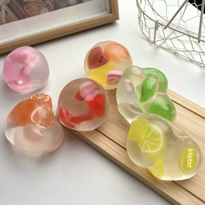 Pelota Blanda y Crujiente de Aceite de Coco con Forma de Fruta, Juguete Sensorial de Compresión de Ascenso Lento para Aliviar el Estrés de las Manos y la Ansiedad - Product Image 1