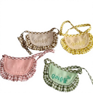 Bavaglino in cotone per animali domestici stile coreano/Instagram, per cani e gatti, con ricamo a lettere, ideale per razze piccole come <span class=keywords><strong>Bichon</strong></span> Frise/Poodle - Product Image 1