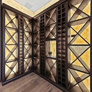 Meuble à <span class=keywords><strong>vin</strong></span> géométrique moderne de luxe avec éclairage intégré, hauteur réglable, cadre en acier inoxydable écologique, porte-bouteilles - Product Image 1