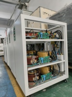 Stabilisateur de tension photovoltaïque pour armoires de stockage solaires et lignes de sortie CA, onduleurs solaires et charges CA industrielles SBW-60KVA