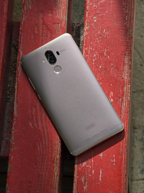 HW Mate 9 4G Octa Core Android Cell Phone 5.9 Inch 4GB RAM 64GB ROM 4000mAh Fingerprint Sensor NFC French Support