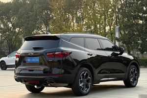 Chevrolet <span class=keywords><strong>Trailblazer</strong></span> 2020 RS 650T 4WD SUV de 5 Plazas, Gasolina, R21, Automático, <span class=keywords><strong>Asientos</strong></span> de Cuero, Luces LED, <span class=keywords><strong>Asientos</strong></span> Eléctricos, Auto Usado - Product Image 2