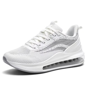 Zapatillas Casuales de Hombre en Tendencia con Parte Superior de Malla Tejida para Mayor Comodidad en la Entresuela y Zapatos Ligeros de Lujo para Caminar - Product Image 1