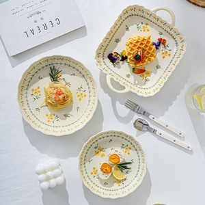 Assiette plate en céramique <span class=keywords><strong>de</strong></span> style japonais à motif végétal, compatible micro-ondes, <span class=keywords><strong>vaisselle</strong></span> <span class=keywords><strong>haut</strong></span> <span class=keywords><strong>de</strong></span> <span class=keywords><strong>gamme</strong></span> à double anse pour la maison - Product Image 3