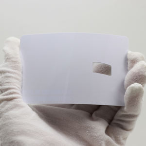 บัตรแม่เหล็กพีวีซีสำหรับธุรกิจไดคัท CR80มีรูขนาดใหญ่ปรับแต่งได้ขนาดและความหนาพิมพ์ลายออฟเซ็ต - Product Image 4