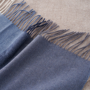 Plaid décoratif de luxe réversible en laine brossée, teint en fil, <span class=keywords><strong>à</strong></span> blocs de couleur, avec franges, pour canapé <span class=keywords><strong>et</strong></span> lit, personnalisable OEM - Product Image 2