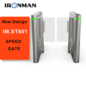 Puerta Rápida Impermeable con Función Anti-Colisión para Gimnasio al Aire Libre y Estadio <span class=keywords><strong>de</strong></span> Fútbol - Product Image 1