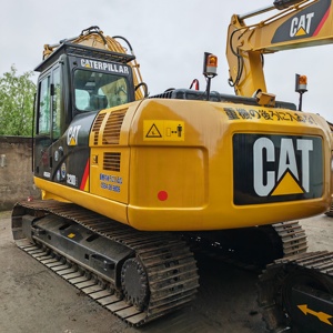รถขุดมือสอง CAT 320D2 ขนาดกลาง ชั่วโมงการใช้งานต่ำ รุ่นคลาสสิค D Series เครื่องจักรกลงานดิน Caterpillar น้ำหนัก 20 ตัน ระบบไฮดรอลิก - Product Image 2