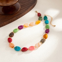 Colliers bohèmes multicolores en résine irrégulière pour femmes, collier ras du cou vintage pour femme, accessoires de mode, bijoux cadeau