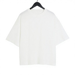 Camiseta blanca de algodón extragrande para hombre, de manga corta, cuello redondo, informal, lisa, de alta calidad, para uso casual. - Product Image 1