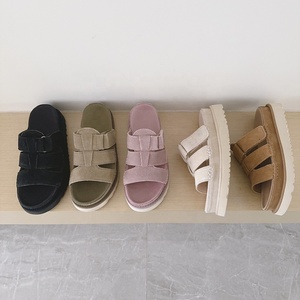 Nuevas <span class=keywords><strong>Sandalias</strong></span> Planas para <span class=keywords><strong>Mujer</strong></span>, Varios Colores, Estilo Uggs, Diseño Simple con Punta Abierta, para Playa - Product Image 5