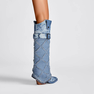 2025 Neue modische gewaschene Jeans stiefel mit spitzen Zehen und dickem Absatz Gürtels chnalle mit rauen Kanten Lange Stiefel für Frauen - Product Image 6
