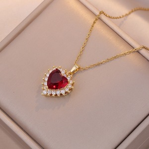 Juego <span class=keywords><strong>de</strong></span> Joyería <span class=keywords><strong>de</strong></span> Cuatro Piezas con Collar y Aretes <span class=keywords><strong>de</strong></span> Corazón Rojo para Mujer, Serie <span class=keywords><strong>de</strong></span> Moda <span class=keywords><strong>de</strong></span> Lujo <span class=keywords><strong>de</strong></span> Alta Gama - Product Image 3
