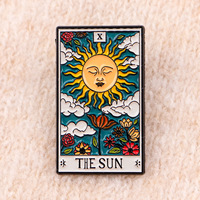 Badge rectangulaire personnalisé, motif carte de tarot soleil, style dessin animé, accessoire créatif pour sacs et vêtements, type médaille ou broche