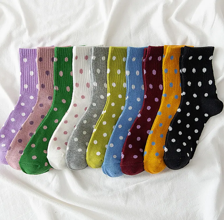 Multi colore per il cliente di polka del puntino di nuovo disegno tecnico della corea calzini donne D-34