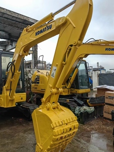 Mini-pelleuse compacte Komatsu PC55MR d'occasion pour travaux de jardinage et de canalisations municipales, faible consommation de carburant pour petits projets - Product Image 3