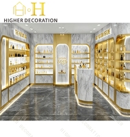 Conception de magasin de parfums haut de gamme en rendu 3D avec vitrine et comptoirs éclairés par LED pour la vente au détail de luxe