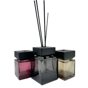 Difusor de Aromas de Lujo de 100 ml con Aceites Esenciales Naturales, Juego de Difusores Personalizados con Varillas de Ratán y Vidrio para el Hogar - Product Image 3