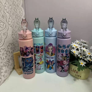 700ml Cartoon K-Pop Eco-friendly Plastic <strong>Water</strong> <strong>Bottle</strong> Straw <strong>Strap</strong> for Kids-Direct Drinking Travel Cup for Daily Life Outdoor Use - Product Image 3