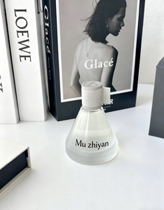 Gốc Mỹ Hàng Tồn Kho Bán Buôn Nước Hoa Sang Trọng Thương Hiệu Unisex Parfum Citrus Woody Lâu Dài Cơ Thể Phun - Product Image 4