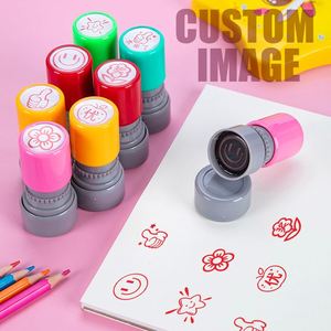 Sellos de Juguete Indelebles para Niños, Promocionales para Estudiantes, con Diseños de Dibujos Animados, Patrones y Logotipos Personalizables - Product Image 5