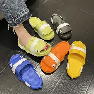 Chine Vente en gros Chaude Doux Mignon Poisson Forme Animale Plage Maison Plat Pantoufle Sans lacet Chaussures pour Dame Plage Diapositives Pantoufle