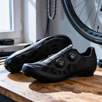 Chaussures de cyclisme en maille ultra-respirante avec logo personnalisé, lacets, système de fermeture rapide à double molette, semelle rigide, toutes saisons, moto, biker, route