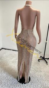 Vestido de noche sin mangas y sin espalda Nit Club Rnestone Cain con cuello halter y cristales brillantes para fiesta de graduación - Product Image 4