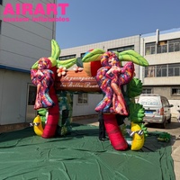 Arche gonflable colorée en forme de poulet, modèle personnalisé pour événement estival