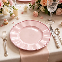 Assiette de présentation contemporaine en plastique PP réutilisable de 33 cm avec perles pour décorations de table de mariage ou de douche nuptiale