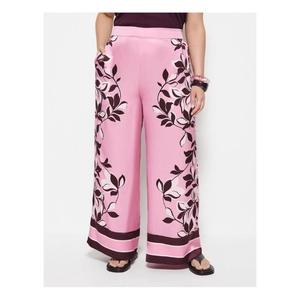 กางเกงลำลองน้ำหนักเบาสำหรับผู้หญิง ผลิตจากผ้าที่ระบายอากาศได้ดีและโครงสร้างที่สวมใส่สบาย เหมาะสำหรับใส่ทำงานที่ออฟฟิศและที่บ้าน - Product Image 2