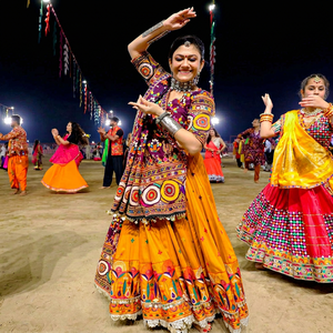 Conjunto de Lehenga Choli Bordado, Traje Tradicional Indio Pakistaní para Danza Folclórica, Bodas, Diwali, Algodón, Colorido, Ropa Festiva - Product Image 1