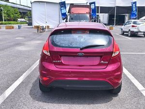 <span class=keywords><strong>Ford</strong></span> <span class=keywords><strong>Fiesta</strong></span> Hatchback Usado Económico 2013 1.5L 6DCT LHD 110HP Maletero de 270L ESC Estándar Coche Usado Confiable para Exportación - Product Image 3