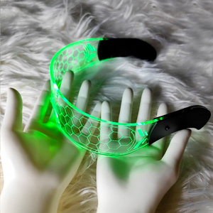 Gafas de sol con luz LED para niños y adultos, anteojos de sol coloridos para fiestas, fiesta de carnaval, juguetes brillantes, novedad de <span class=keywords><strong>2023</strong></span> - Product Image 4
