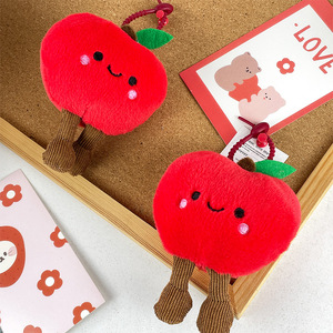 Couple <span class=keywords><strong>rouge</strong></span> <span class=keywords><strong>pomme</strong></span> en peluche pendentif sac créatif poupée de fruits de noël pour enfants porte-clés jouets cadeau - Product Image 2