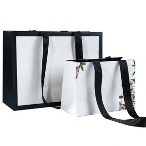 Sacs cadeaux de luxe en carton blanc imprimés sur mesure avec poignée pour chaussures et vêtements, logo personnalisé - Product Image 4