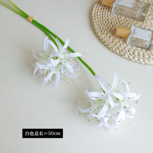 2 tallos artificiales araña lirio flores <span class=keywords><strong>Lycoris</strong></span> <span class=keywords><strong>Radiata</strong></span> para la decoración del jardín del hogar lirio mágico rojo Flor de equinoccio Artificial - Product Image 4