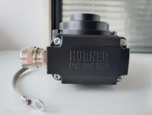 Codificador Rotatorio Incremental de Alta Resistencia HOG10 DN 1024 |   1024 PPR |   Eje hueco de 10 mm |   IP66 para Turbinas Eólicas - Product Image 2