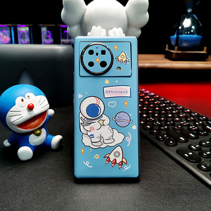Étui de téléphone Vivo X Fold, design astronaute de dessin animé, TPU PC, antichoc, coque arrière pliable pour téléphone - Product Image 1