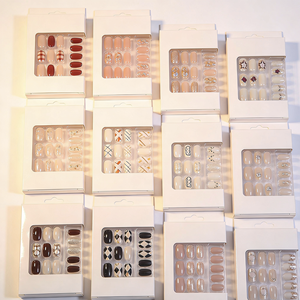 Produits finis en gros, ongles pressés, ongles artificiels réutilisables - Product Image 1