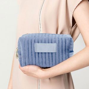 Grande trousse de maquillage en velours côtelé, pochette zippée portable, organiseur de cosmétiques de voyage pour femmes - Product Image 3
