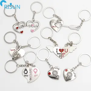 Manufacturer Customized Valentines Day Couple Love Split Heart Lover Keychains Keyrings Pendant Custom Split Love Keychain