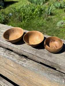 Bol en bois fait à la main, décoratif, de qualité supérieure, naturel et durable, parfait pour servir des fruits, des salades, des collations - Product Image 4