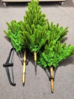 Sapin de Noël artificiel mince avec pointes de feuilles vertes mélangées, sapin de Noël peu encombrant pour la maison, le bureau et la décoration des fêtes