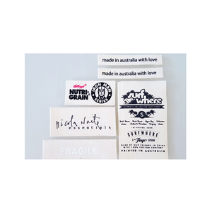 Étiquettes imprimées de haute qualité par Disha Communications |   Marchandises vestimentaires |   Tissu tissé avec logo personnalisé |   Marquage 2026 - Product Image 1