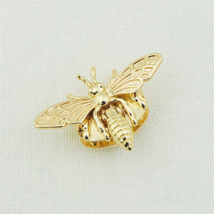 女性のハンドバッグハードウェアアクセサリー動物の形のロックバッグの装飾のための金属の小さな蜂のロック - Product Image 1