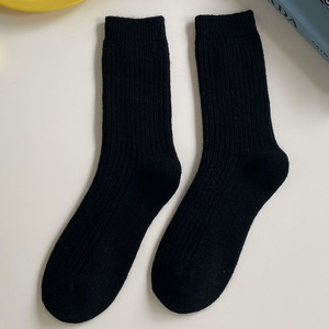 Jingwen OEM Calcetines De Invierno calzini di lana spessi caldi di colore normale giapponese - Product Image 6