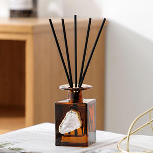 Bâtonnets de roseau d'huile essentielle d'aromathérapie sans flamme de vente directe d'usine pour <span class=keywords><strong>la</strong></span> maison, articles décoratifs de bouteilles d'arôme d'hôtel et salle de bain - Product Image 1